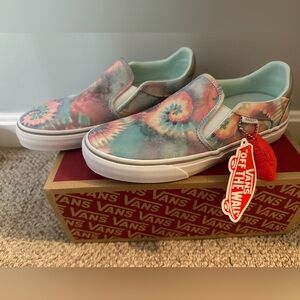 women’s tie dye vans